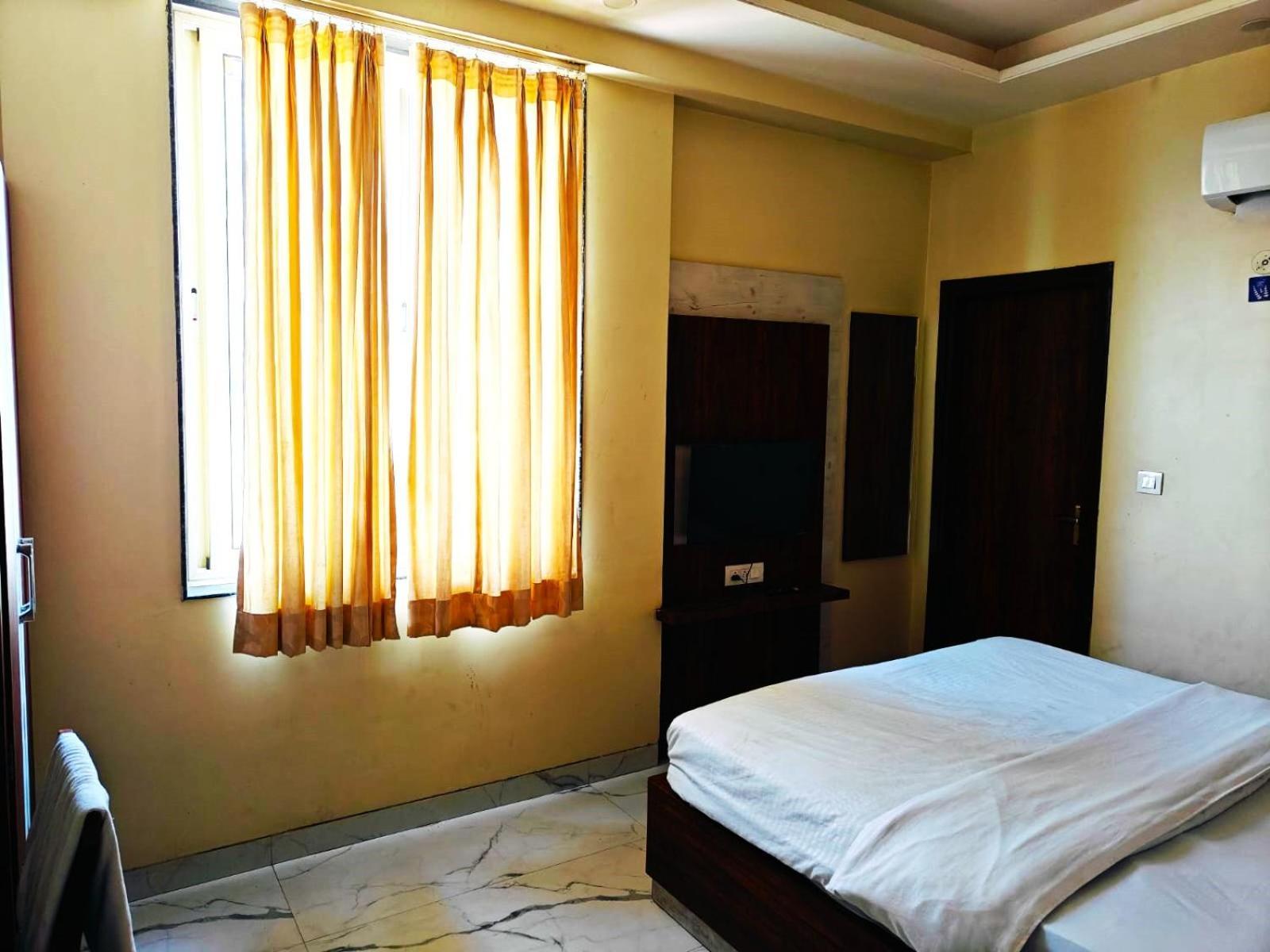 Hotel Hari Inn Jaipur Extérieur photo