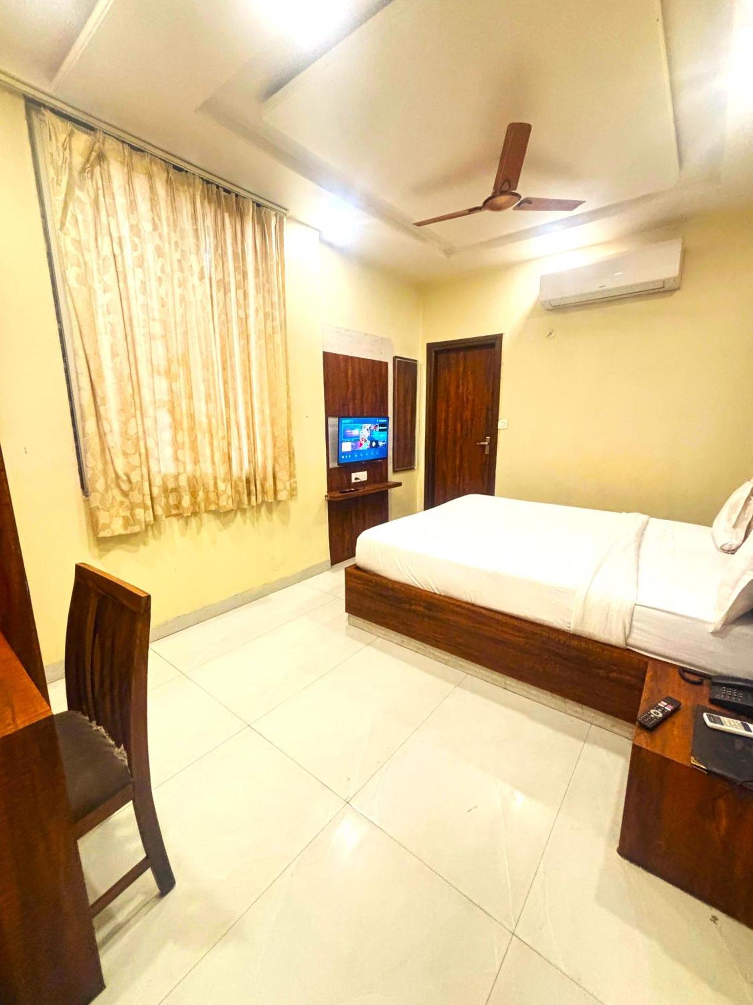 Hotel Hari Inn Jaipur Extérieur photo